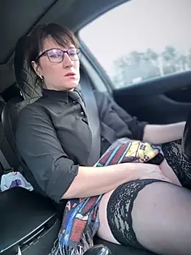 ZhenjaPoledance webcam