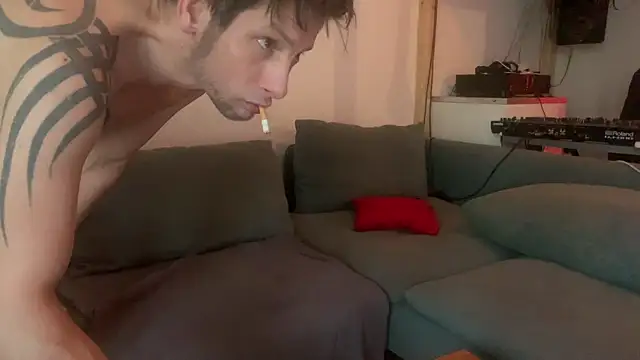 devote_schlampe00 webcam