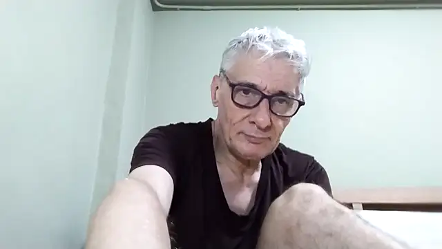 BIGUNCUTHARDCOCK webcam