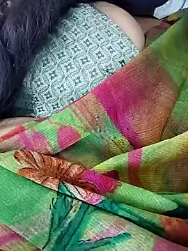 Webcam Model (tmanana_)  is live.Free join now!