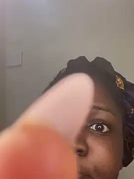 sweet18creamybigpussy webcam