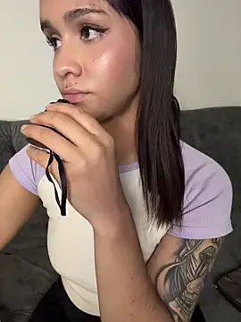 Isabella-Teen webcam