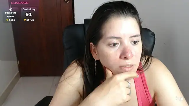 spicey_latina webcam