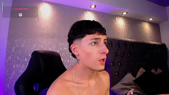 mateomitchell - MateoMitchell's free webcam - UK Sex Cams