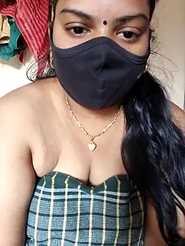 Webcam Model (Paru_Tamil_Ponnu)  is live.Free join now!