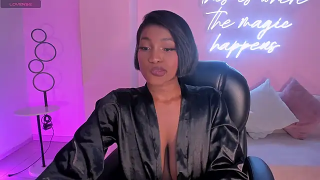 SavannahStorm webcam