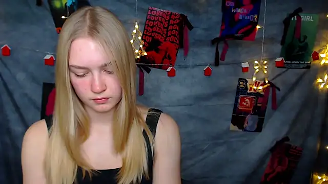 MademoiselleCl webcam