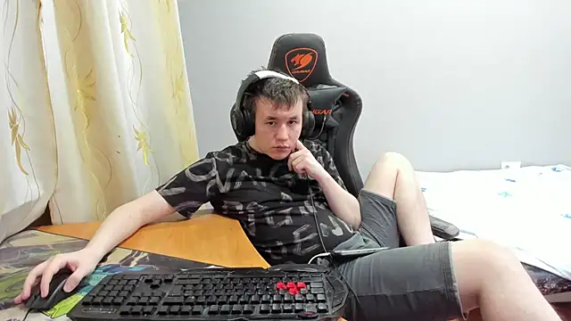 iliaskrislove webcam