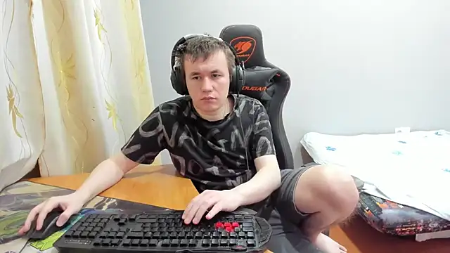 iliaskrislove - Iliaskrislove's free webcam - UK Sex Cams