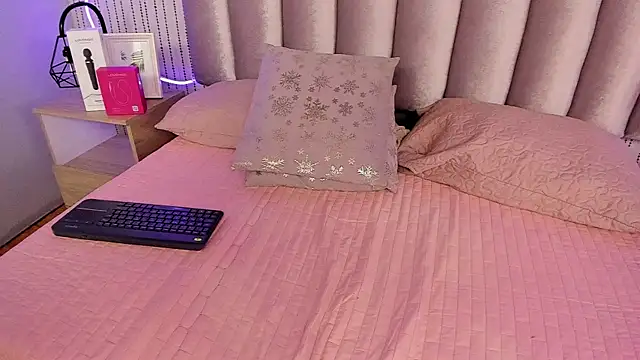 SamanthaPeachss webcam