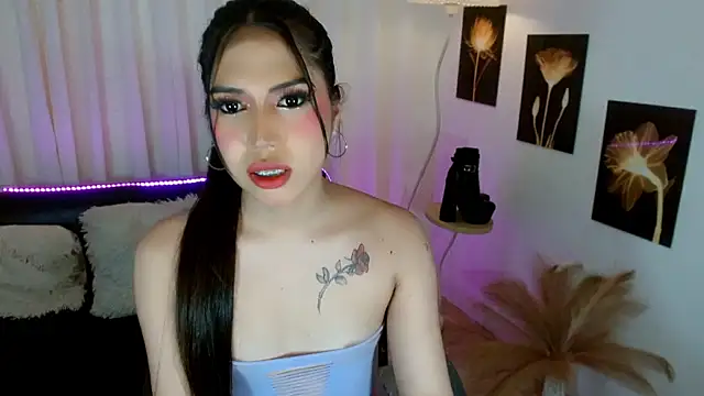 FuckingDolls69 webcam