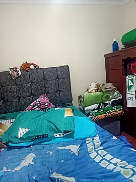 Webcam Model (LITLESTAR)  is live.Free join now!