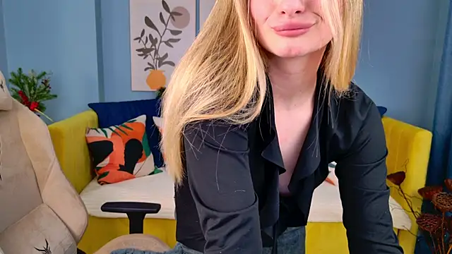 SweetyLicky webcam stripchat model stream image