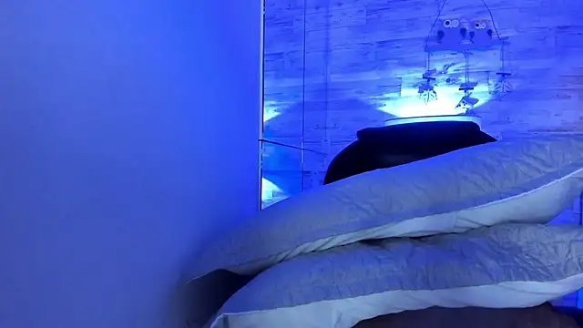 emir_ozan_ - Emir_Ozan_'s free webcam - UK Sex Cams