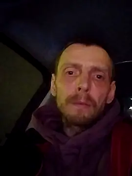 CrookedBunk3527 webcam