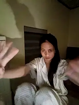 jun-mzzz - Jun-Mzzz's free webcam - UK Sex Cams