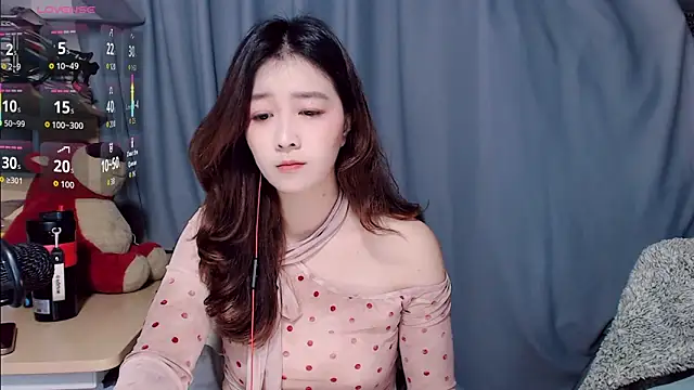 XueLi1902 live cam screenshot female on Pron.Webcam – Live Webcams & Adult Chat