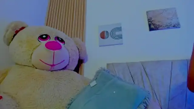 little_emiily_ webcam