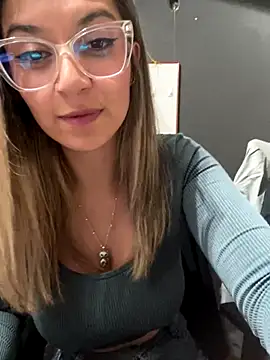 Isabella_Varella webcam