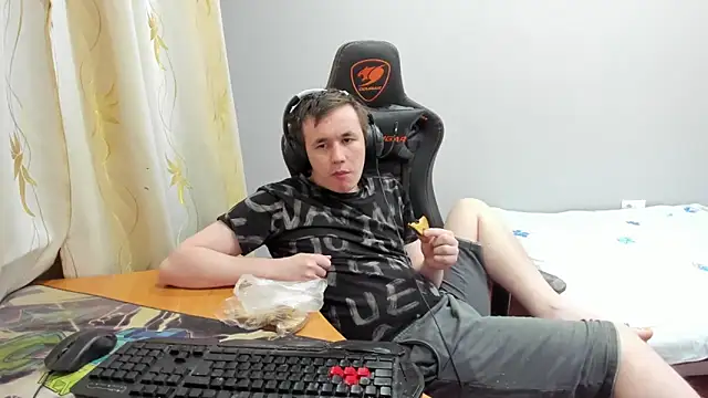 iliaskrislove webcam