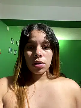 AngelaBlondee webcam