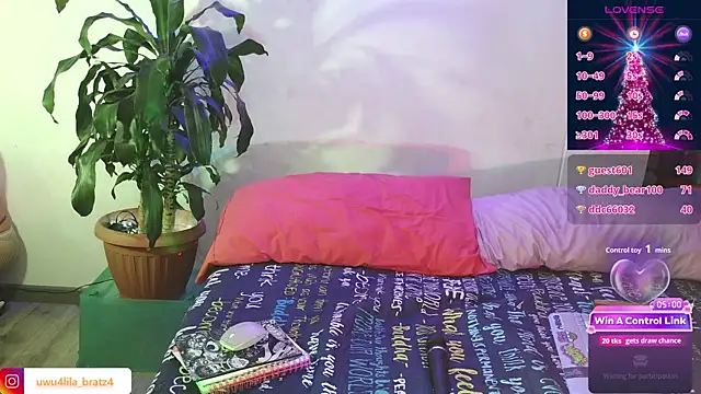 Lila_bratzz webcam