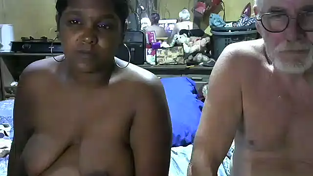 crazyloverstasmike webcam