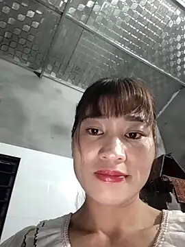 Qoine392 webcam stripchat model stream image