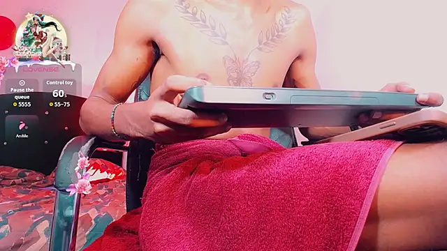 Kendall_hornyy webcam