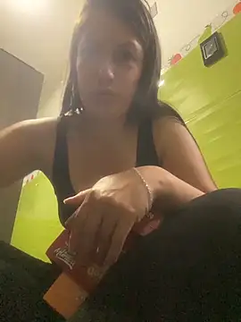 Webcam Model (Abby-LS) is live