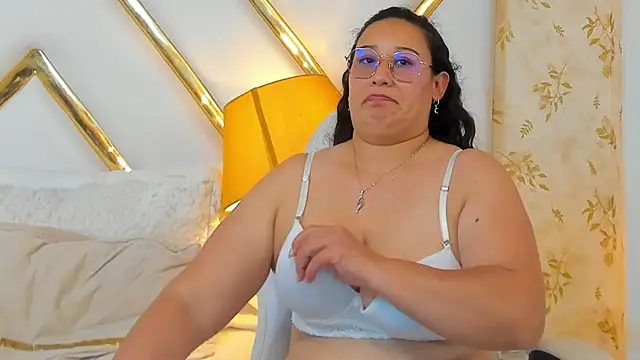 RachelleEvans webcam