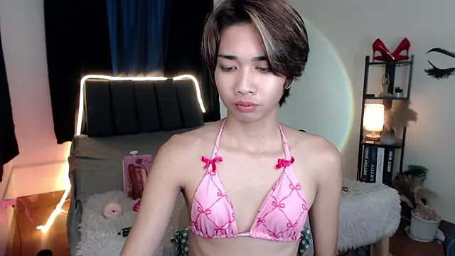 Ivoryhotcummer webcam