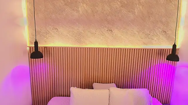 big_tits_in_your_face webcam