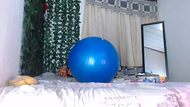 zhannaya_jhaen_ webcam