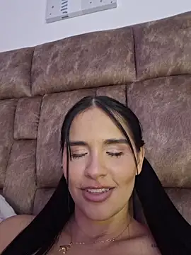 heyshaa (F young) - fingers in my wet pussy