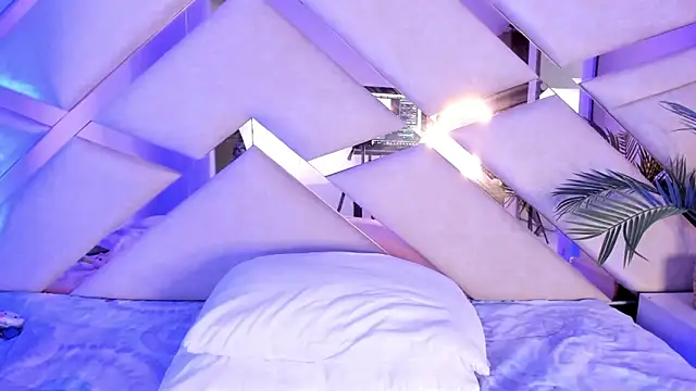 sophie_pariss webcam