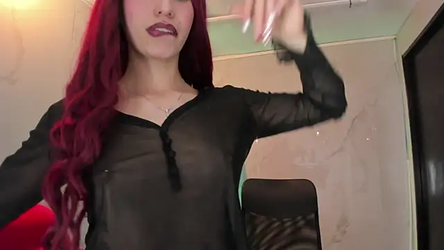 LilithCooperr_ webcam