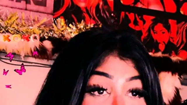 indian_dreamgirl webcam