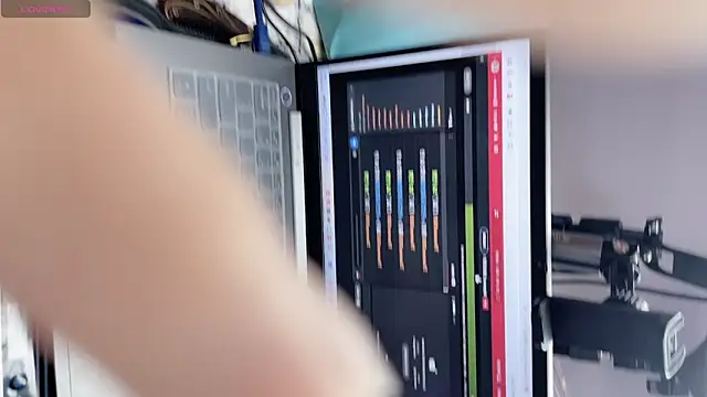 美女Y2Luvk在线直播