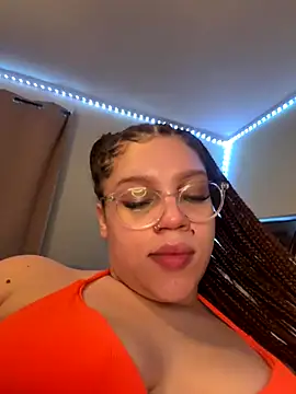 QueenNuttCollector webcam