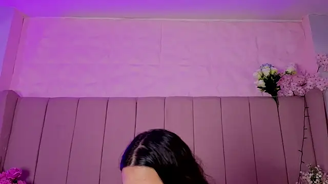 MollyBigBoobs12 webcam