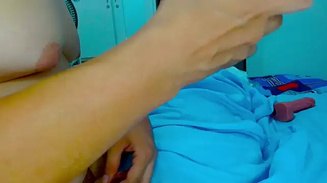 kenyka_bigass webcam