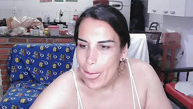 LauraVicttoria361215 webcam