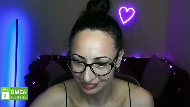 Arianasweety23 webcam