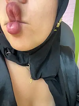 Webcam Model (zahra_Jalid)  is live.Free join now!