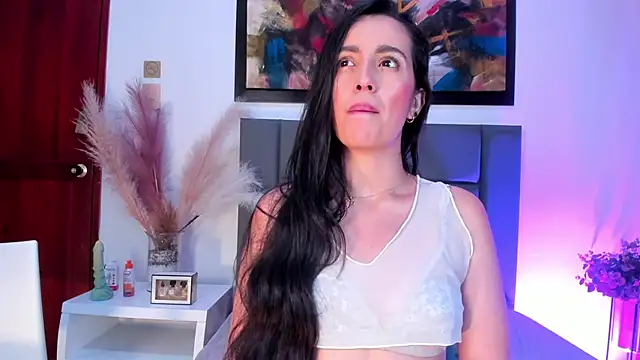 EllaVillaluna webcam