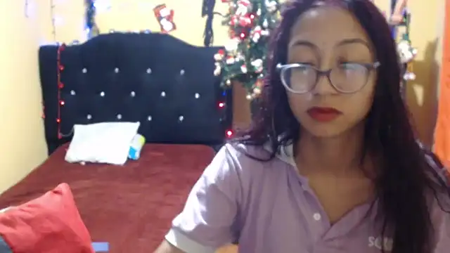 Violet_And_Smith webcam