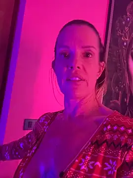 mommyselenafit_ webcam