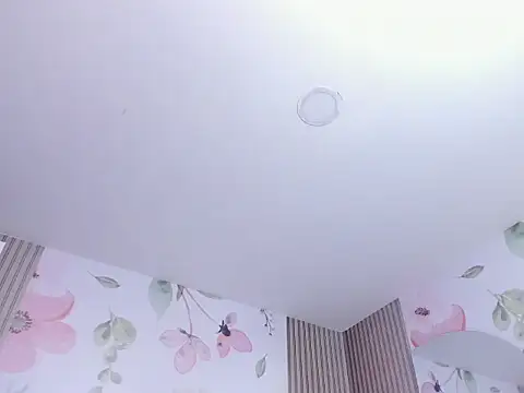 Saritasweet18 webcam