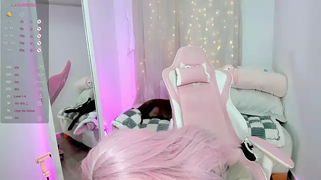 alinalukyanova - AlinaLukyanova's free webcam - UK Sex Cams